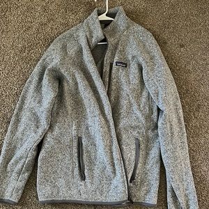Like new gently used Patagonia fleece zip-up sweater